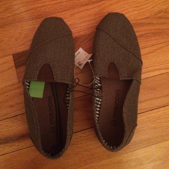 Maurices slip ons like toms