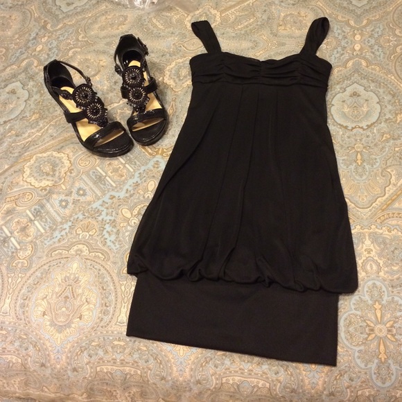 Morgan & Co short formal dress
