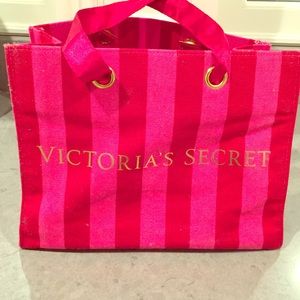 Victoria secret tote!