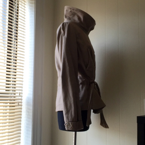 H&M jacket - Picture 2 of 4