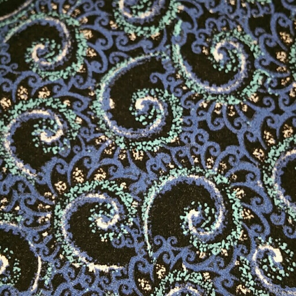 ♠️ 3 PRETTY TOPS: 3/4 SLEEVE, Paisley Print - Picture 2 of 4
