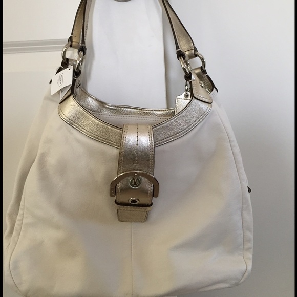 Authentic coach hobo style bag (new with tag)