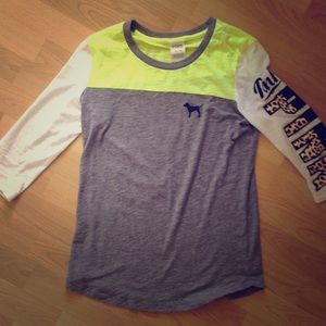 Like new VS PINK football tee