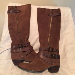 Brown Gianni Bini boots size 11