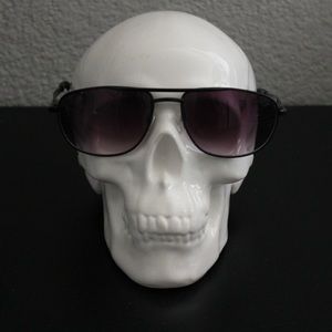 🌿 FREE W/ PURCHASE Black Shades / Sunglasses 🌿