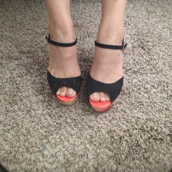Orange/Black Floral Suede Wedges - Picture 2 of 4