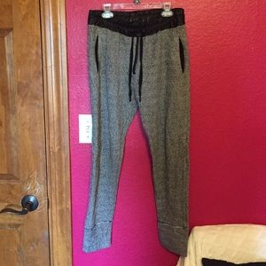 Zara pants with leather trim