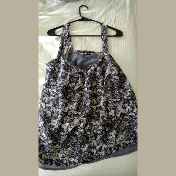 Bannana republic floral tank top