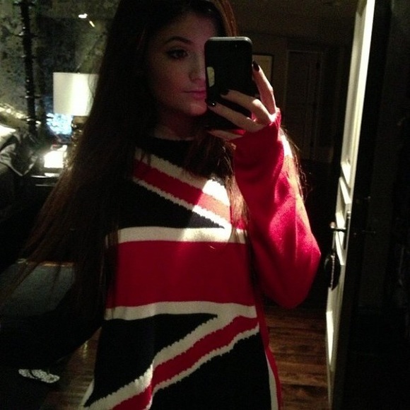 Union Jack Brandy Melville Sweater - Picture 2 of 4