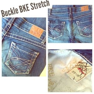 👖BUCKLE Jeans "Culture BKE" Stretch w/Flair💕