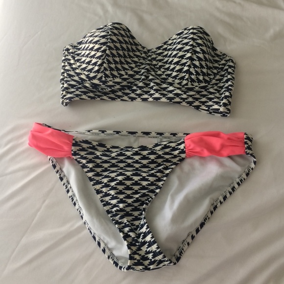 Navy/white/pink Bikini