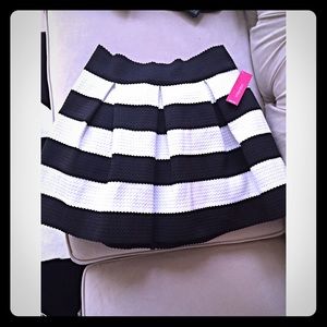 Black and White Scalloped Mini Skirt