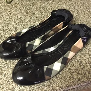 Burberry flats