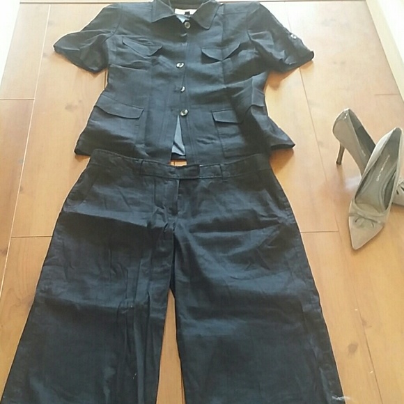 Tahari Capri suit
