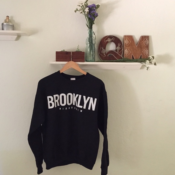 brooklyn crewneck