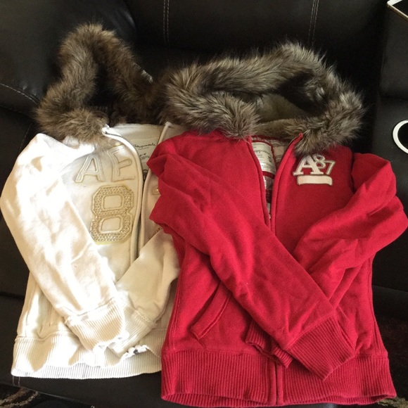 2 Aeropostale hooded sweater size medium