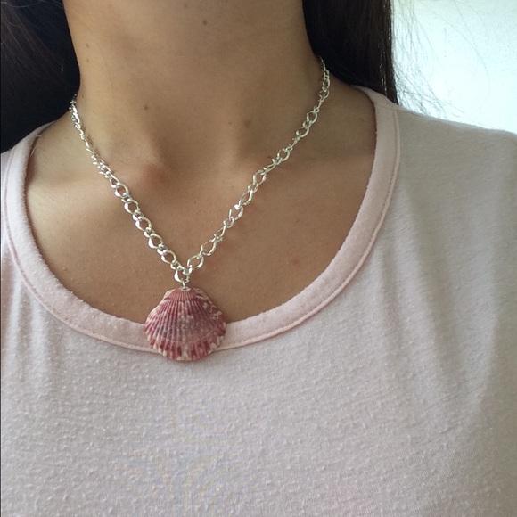 Shell necklace - Picture 4 of 4