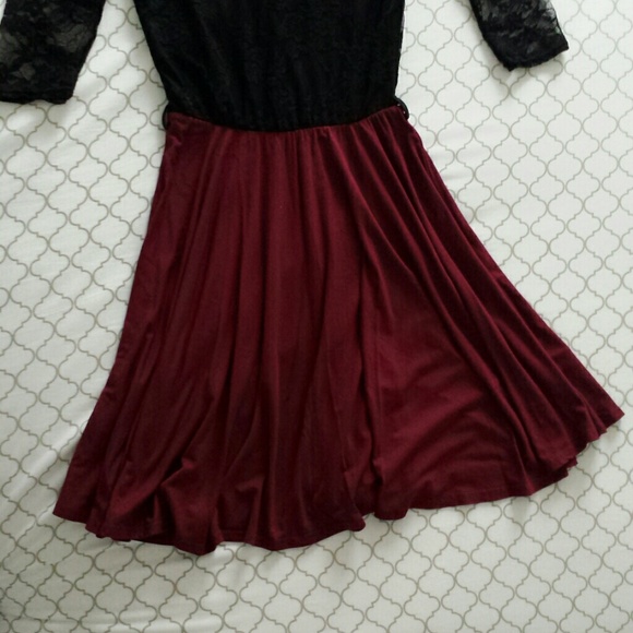 Cute dress - Picture 3 of 4