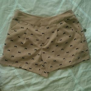 LC Nude Bowtie Shorts
