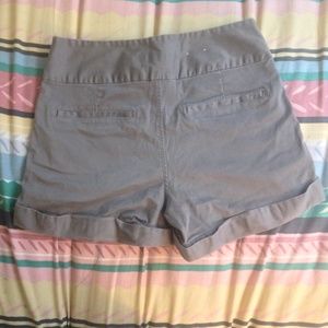 Old Navy Shorts - Old Navy High Rise Charcoal Gray Shorts - Size 6 Old Navy Shorts - Old Navy High Rise Charcoal Gray Shorts - Size 6