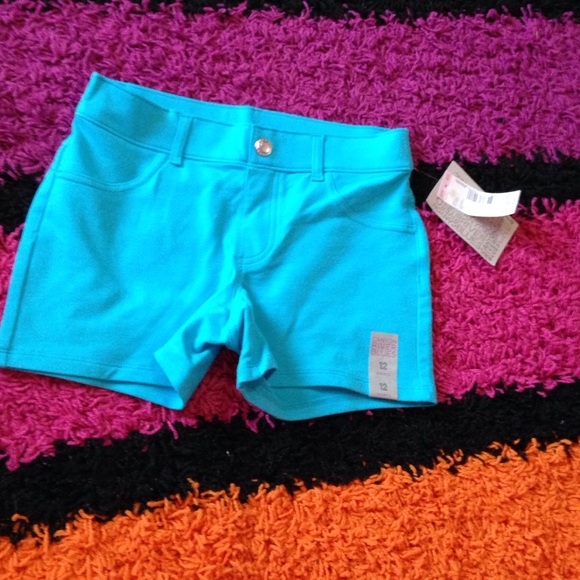 blue shorts