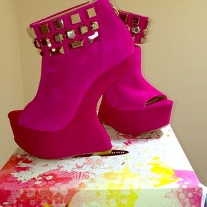 Chinese Laundry Bright Pink Can Can Heels💖