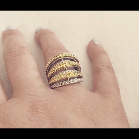 Cocktail ring. - Picture 2 of 3