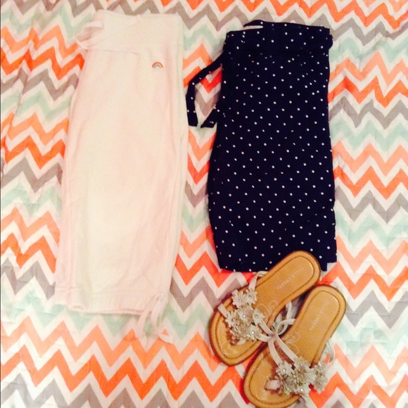 Girls capris and shoes! - Picture 1 of 4