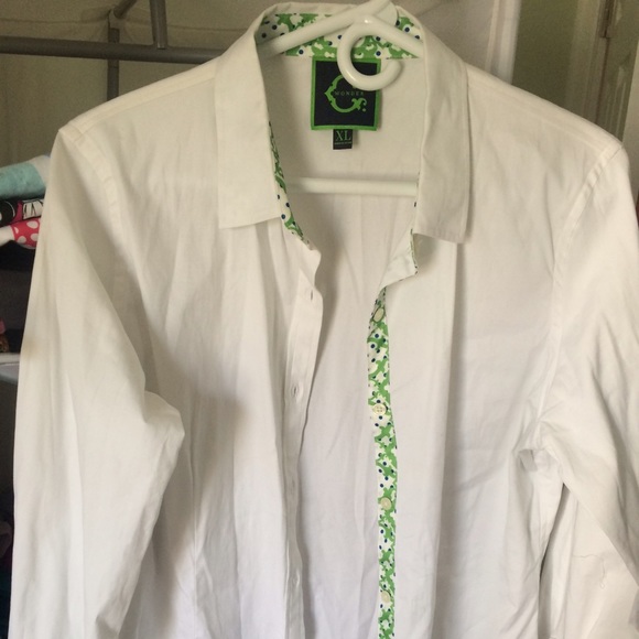 C Wonder white button down size xl