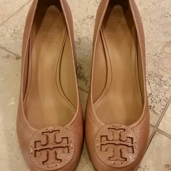Tory Burch Sally Wedge 7.5