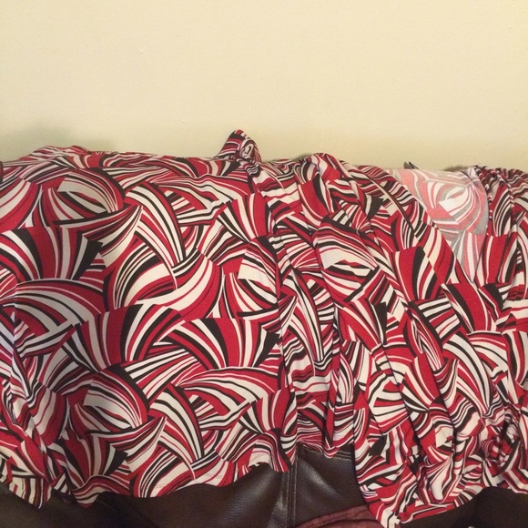 Two piece skirt set. Size large