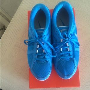 Nike womens sneakers size 9 1/2