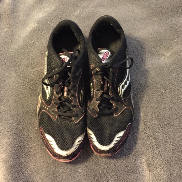 Long and triple jump spike shoes