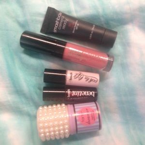 Deluxe makeup brand sampler