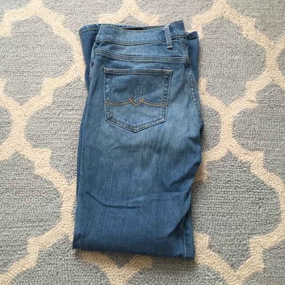 Lucky brand flared jeans