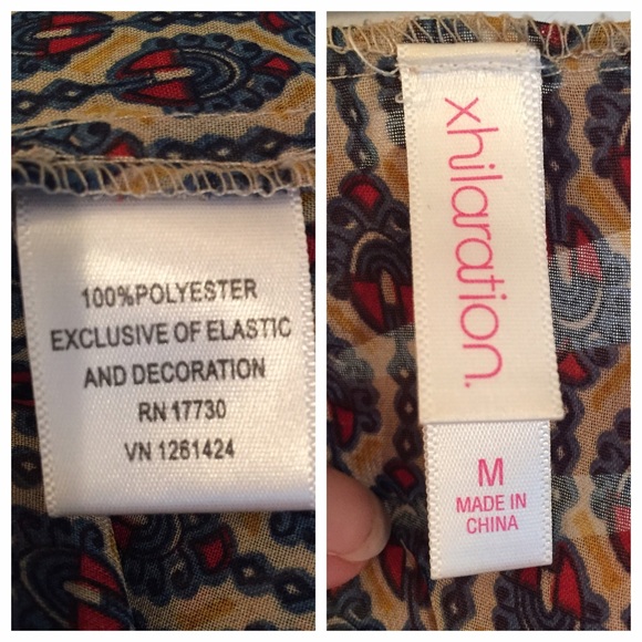 🚫SOLD🚫 Summer top - Picture 4 of 4