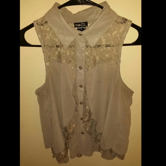 Sleeveless lace blouse - Picture 1 of 3