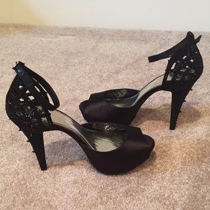 Gianni Bini Shoes - Size 9 Gianni Bini Spiked Black Rhinestone Heels Gianni Bini Shoes - Size 9 Gianni Bini Spiked Black Rhinestone Heels