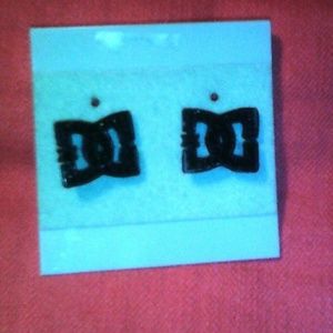 NWT DC Earrings