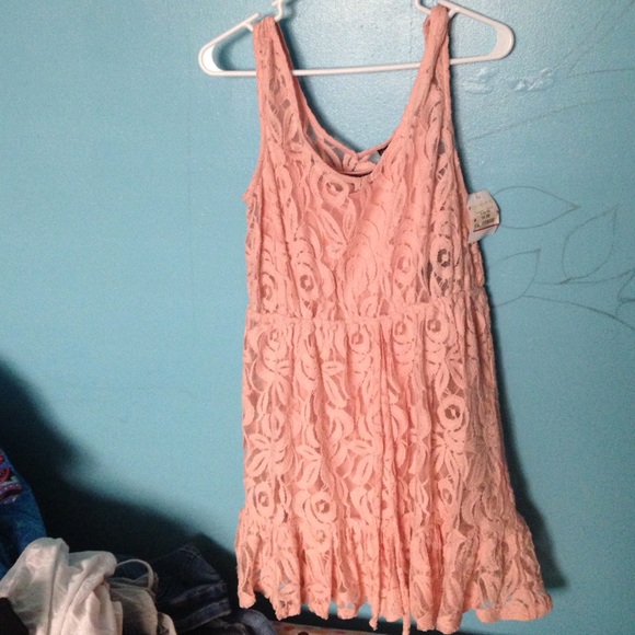 Beautiful Light Pink Floral Lace Dress Large!