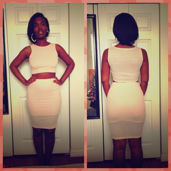 Missguided Peach Mesh Co-ord Skirt and Crop top
