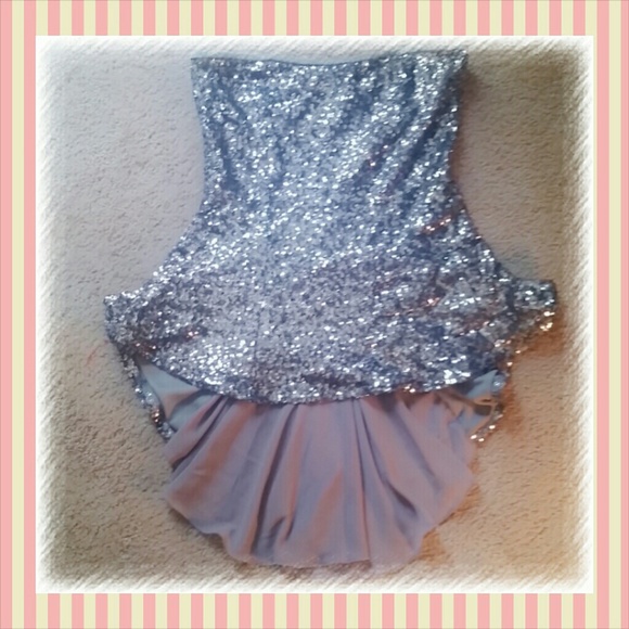 💗💗SALE💗💗Sexy summer sequin top, size:Small 2-4