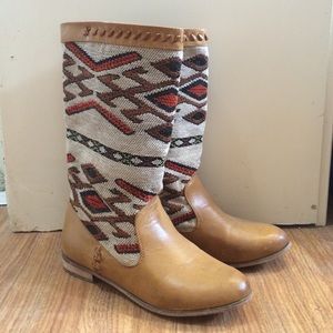 Indian Tribal Print Boot