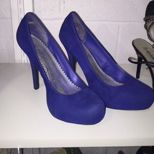 Blue high heel!