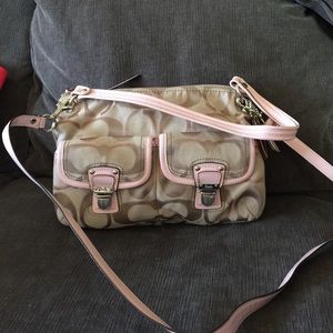 Adorable Coach cross body