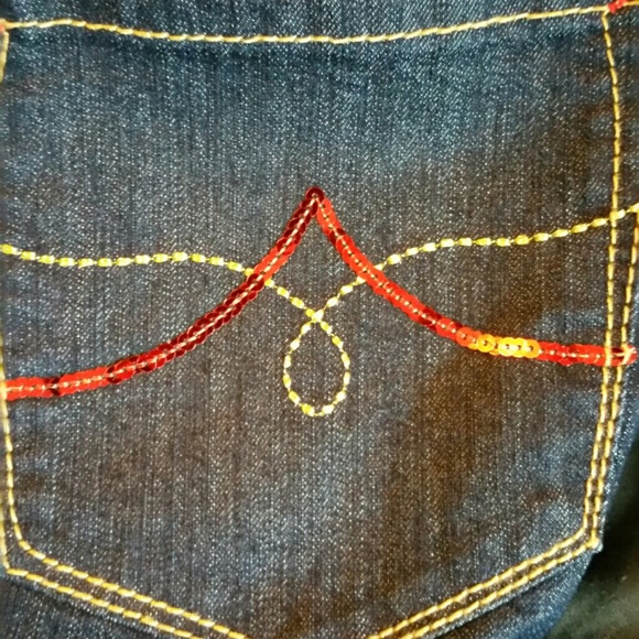 Jeans - Picture 3 of 4