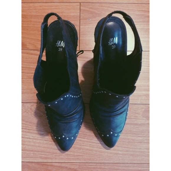H&M studs pump in size 39