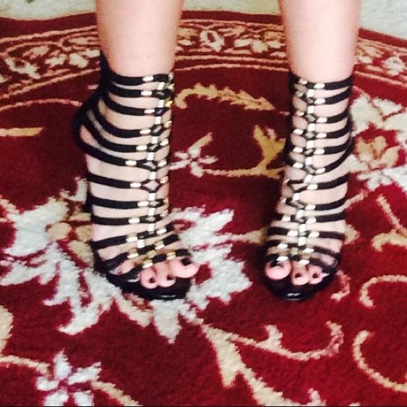 Bebe heels. $150 in paypal free shipping - Picture 1 of 2