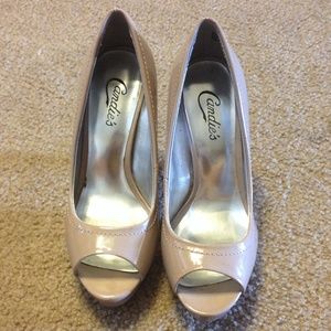 Candies size 7 nude peep toe heels