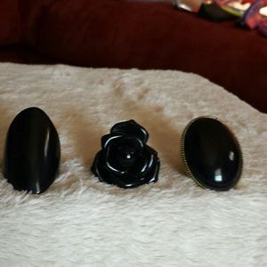 Set of 3 black costume jewelry rings